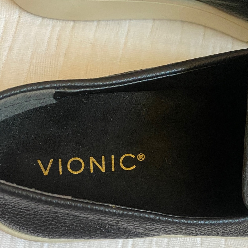VIONIC Black Leather Slip-On Penny Loafers with White Sole - Picture 6 of 7